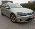 Серый Фольксваген e-Golf, объемом двигателя 0 л и пробегом 162 тыс. км за 8499 $, фото 2 на Automoto.ua