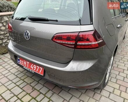 Серый Фольксваген e-Golf, объемом двигателя 0 л и пробегом 90 тыс. км за 8000 $, фото 6 на Automoto.ua