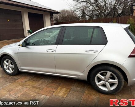 Серый Фольксваген e-Golf, объемом двигателя 0 л и пробегом 130 тыс. км за 9250 $, фото 4 на Automoto.ua