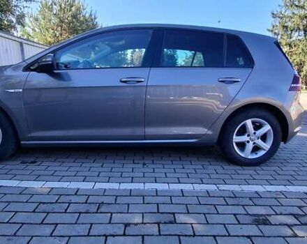 Серый Фольксваген e-Golf, объемом двигателя 0 л и пробегом 158 тыс. км за 8000 $, фото 2 на Automoto.ua