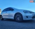 Серый Фольксваген e-Golf, объемом двигателя 0 л и пробегом 151 тыс. км за 8000 $, фото 1 на Automoto.ua