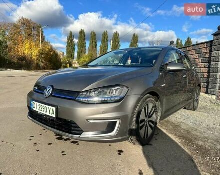 Серый Фольксваген e-Golf, объемом двигателя 0 л и пробегом 131 тыс. км за 8200 $, фото 5 на Automoto.ua