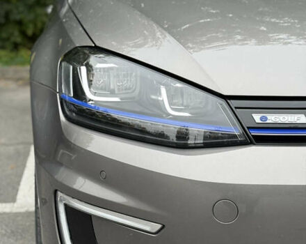 Серый Фольксваген e-Golf, объемом двигателя 0 л и пробегом 116 тыс. км за 8200 $, фото 4 на Automoto.ua
