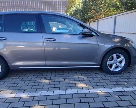 Серый Фольксваген e-Golf, объемом двигателя 0 л и пробегом 158 тыс. км за 8000 $, фото 1 на Automoto.ua