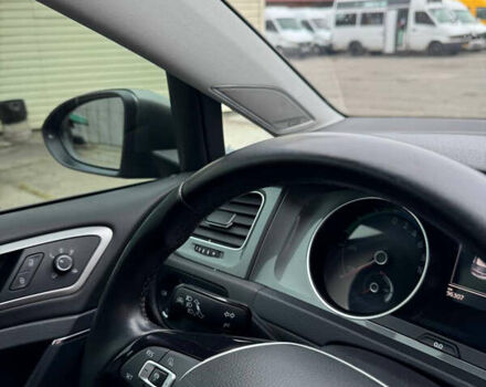 Серый Фольксваген e-Golf, объемом двигателя 0 л и пробегом 97 тыс. км за 13000 $, фото 12 на Automoto.ua
