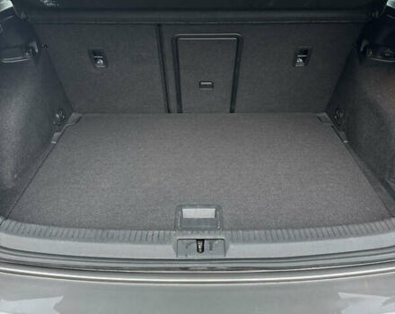 Серый Фольксваген e-Golf, объемом двигателя 0 л и пробегом 103 тыс. км за 8500 $, фото 11 на Automoto.ua