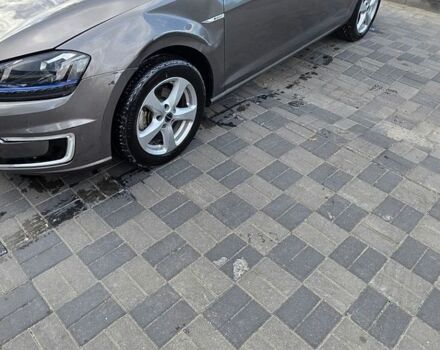 Сірий Фольксваген e-Golf, об'ємом двигуна 0 л та пробігом 143 тис. км за 7900 $, фото 1 на Automoto.ua