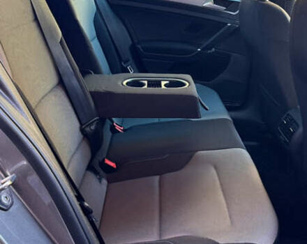 Серый Фольксваген e-Golf, объемом двигателя 0 л и пробегом 133 тыс. км за 8400 $, фото 11 на Automoto.ua