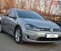 Серый Фольксваген e-Golf, объемом двигателя 0 л и пробегом 87 тыс. км за 9000 $, фото 4 на Automoto.ua