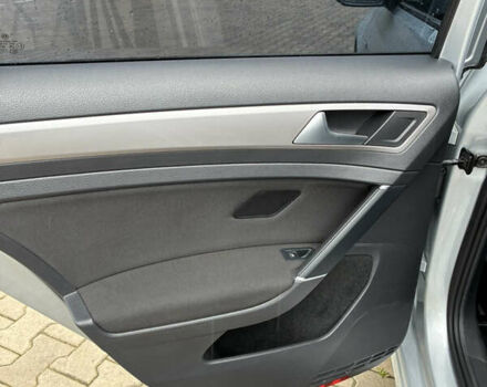 Сірий Фольксваген e-Golf, об'ємом двигуна 0 л та пробігом 122 тис. км за 8600 $, фото 20 на Automoto.ua