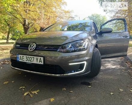 Сірий Фольксваген e-Golf, об'ємом двигуна 0 л та пробігом 126 тис. км за 11500 $, фото 21 на Automoto.ua