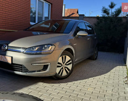 Серый Фольксваген e-Golf, объемом двигателя 0 л и пробегом 133 тыс. км за 8400 $, фото 2 на Automoto.ua
