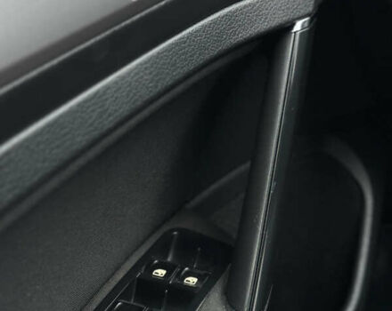 Сірий Фольксваген e-Golf, об'ємом двигуна 0 л та пробігом 111 тис. км за 8500 $, фото 29 на Automoto.ua