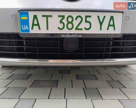 Серый Фольксваген e-Golf, объемом двигателя 0 л и пробегом 135 тыс. км за 8999 $, фото 3 на Automoto.ua