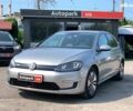 Серый Фольксваген e-Golf, объемом двигателя 0 л и пробегом 111 тыс. км за 9790 $, фото 1 на Automoto.ua