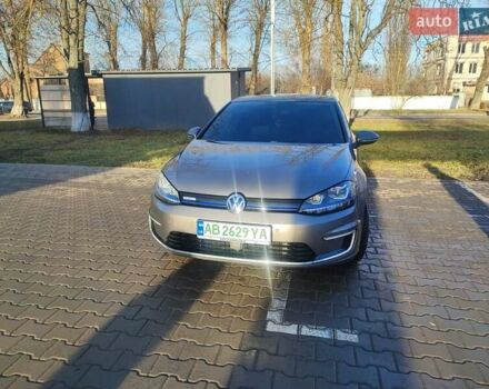 Серый Фольксваген e-Golf, объемом двигателя 0 л и пробегом 134 тыс. км за 9400 $, фото 1 на Automoto.ua