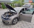 Серый Фольксваген e-Golf, объемом двигателя 0 л и пробегом 135 тыс. км за 8999 $, фото 22 на Automoto.ua