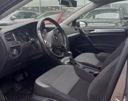Серый Фольксваген e-Golf, объемом двигателя 0 л и пробегом 97 тыс. км за 10300 $, фото 11 на Automoto.ua