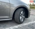 Серый Фольксваген e-Golf, объемом двигателя 0 л и пробегом 110 тыс. км за 10500 $, фото 4 на Automoto.ua