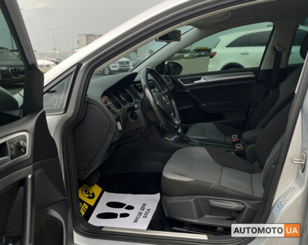 Серый Фольксваген e-Golf, объемом двигателя 24 л и пробегом 128 тыс. км за 10500 $, фото 11 на Automoto.ua