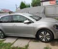 Серый Фольксваген e-Golf, объемом двигателя 0 л и пробегом 155 тыс. км за 9000 $, фото 2 на Automoto.ua
