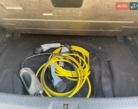 Серый Фольксваген e-Golf, объемом двигателя 0 л и пробегом 81 тыс. км за 13000 $, фото 7 на Automoto.ua