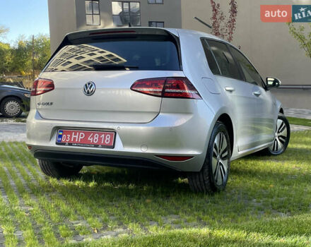 Серый Фольксваген e-Golf, объемом двигателя 0 л и пробегом 98 тыс. км за 8750 $, фото 5 на Automoto.ua