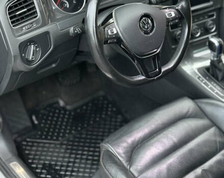 Серый Фольксваген e-Golf, объемом двигателя 0 л и пробегом 125 тыс. км за 9300 $, фото 41 на Automoto.ua