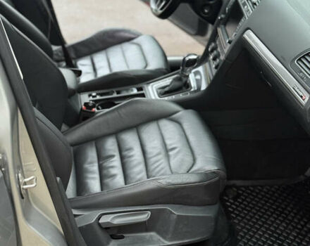 Серый Фольксваген e-Golf, объемом двигателя 0 л и пробегом 125 тыс. км за 9300 $, фото 45 на Automoto.ua