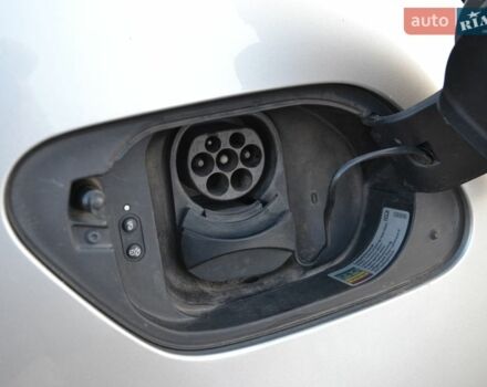Серый Фольксваген e-Golf, объемом двигателя 0 л и пробегом 87 тыс. км за 9000 $, фото 45 на Automoto.ua
