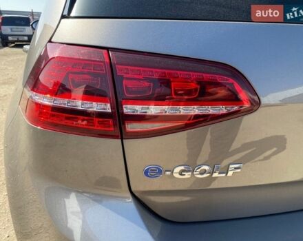 Серый Фольксваген e-Golf, объемом двигателя 0 л и пробегом 89 тыс. км за 9500 $, фото 5 на Automoto.ua