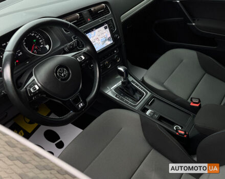 Серый Фольксваген e-Golf, объемом двигателя 24 л и пробегом 128 тыс. км за 10500 $, фото 12 на Automoto.ua