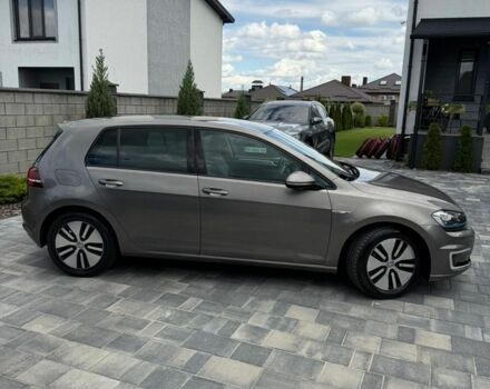 Серый Фольксваген e-Golf, объемом двигателя 0 л и пробегом 128 тыс. км за 8600 $, фото 8 на Automoto.ua