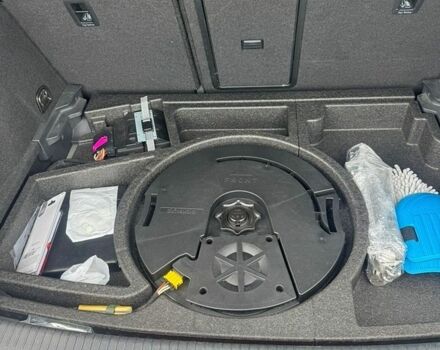 Сірий Фольксваген e-Golf, об'ємом двигуна 0 л та пробігом 127 тис. км за 10999 $, фото 55 на Automoto.ua