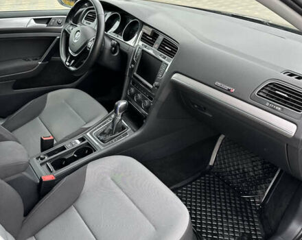 Сірий Фольксваген e-Golf, об'ємом двигуна 0 л та пробігом 141 тис. км за 9799 $, фото 8 на Automoto.ua