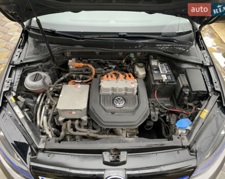 Сірий Фольксваген e-Golf, об'ємом двигуна 0 л та пробігом 160 тис. км за 9700 $, фото 14 на Automoto.ua