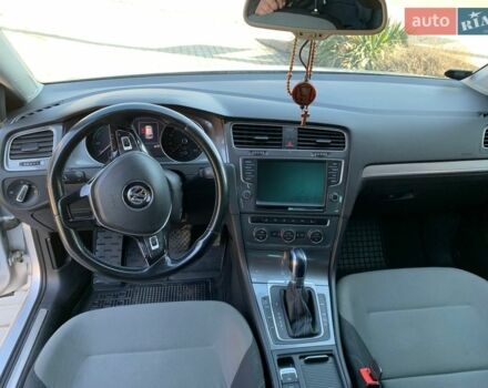 Серый Фольксваген e-Golf, объемом двигателя 0 л и пробегом 247 тыс. км за 8200 $, фото 18 на Automoto.ua