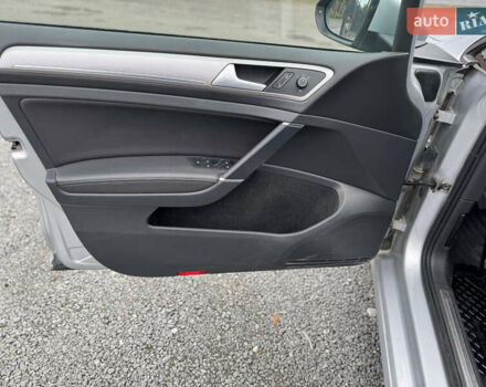 Серый Фольксваген e-Golf, объемом двигателя 0 л и пробегом 190 тыс. км за 8200 $, фото 9 на Automoto.ua