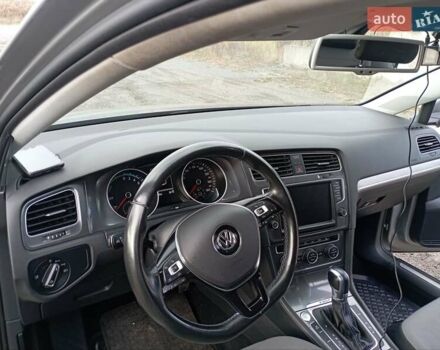 Серый Фольксваген e-Golf, объемом двигателя 0 л и пробегом 162 тыс. км за 8499 $, фото 29 на Automoto.ua