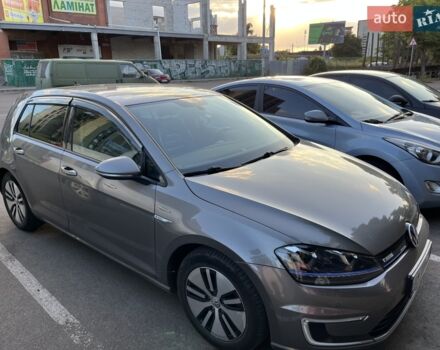Серый Фольксваген e-Golf, объемом двигателя 0 л и пробегом 128 тыс. км за 9500 $, фото 14 на Automoto.ua