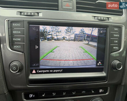 Серый Фольксваген e-Golf, объемом двигателя 0 л и пробегом 99 тыс. км за 9490 $, фото 50 на Automoto.ua