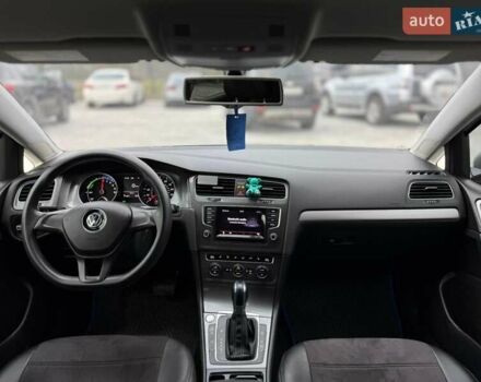 Сірий Фольксваген e-Golf, об'ємом двигуна 0 л та пробігом 111 тис. км за 7850 $, фото 27 на Automoto.ua