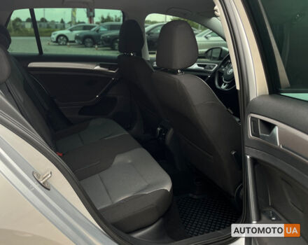 Серый Фольксваген e-Golf, объемом двигателя 24 л и пробегом 128 тыс. км за 10500 $, фото 28 на Automoto.ua