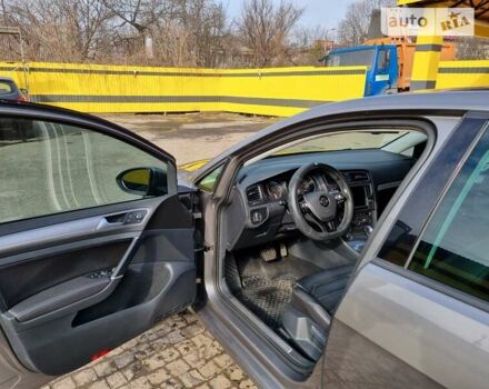 Серый Фольксваген e-Golf, объемом двигателя 0 л и пробегом 145 тыс. км за 10200 $, фото 9 на Automoto.ua