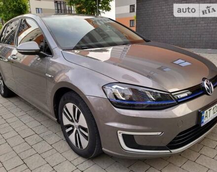 Сірий Фольксваген e-Golf, об'ємом двигуна 0 л та пробігом 135 тис. км за 9800 $, фото 71 на Automoto.ua