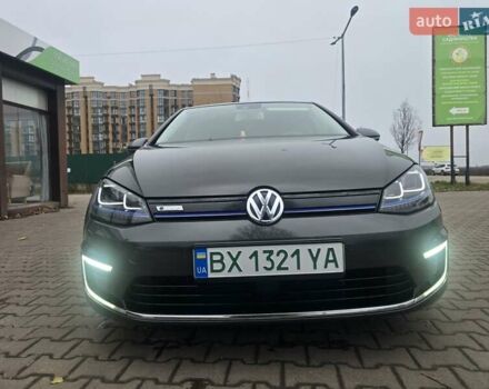 Серый Фольксваген e-Golf, объемом двигателя 0 л и пробегом 170 тыс. км за 7800 $, фото 22 на Automoto.ua