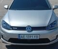 Серый Фольксваген e-Golf, объемом двигателя 0 л и пробегом 122 тыс. км за 9900 $, фото 1 на Automoto.ua
