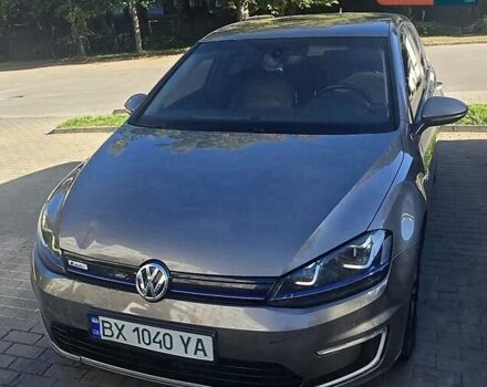 Сірий Фольксваген e-Golf, об'ємом двигуна 0 л та пробігом 226 тис. км за 7000 $, фото 4 на Automoto.ua