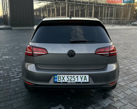Серый Фольксваген e-Golf, объемом двигателя 0 л и пробегом 170 тыс. км за 9350 $, фото 4 на Automoto.ua
