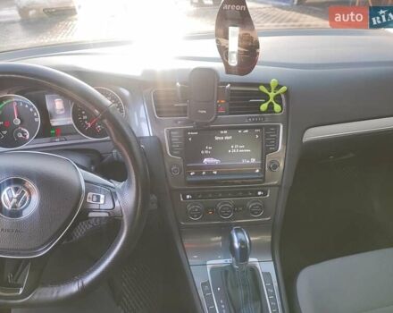 Серый Фольксваген e-Golf, объемом двигателя 0 л и пробегом 134 тыс. км за 9400 $, фото 7 на Automoto.ua